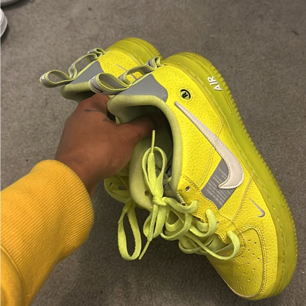 AIR FORCE 1s MUST Go! ALL NEON GREEN!